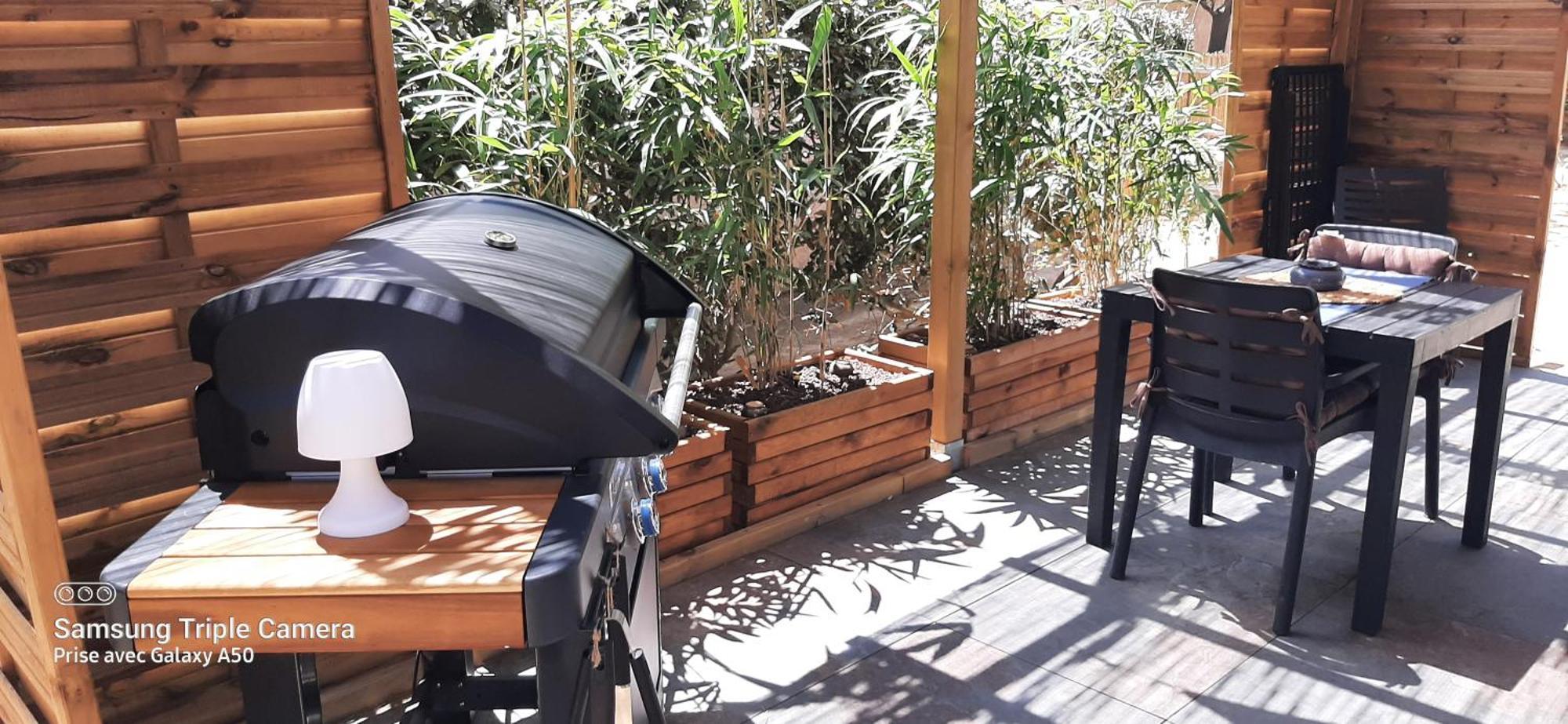 Le Mas Aux Amoureux , Suite Romantique Et Spa Le Barcares Exterior photo
